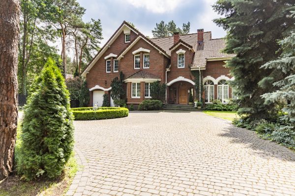 Driveway Brick Repair in Frankfort