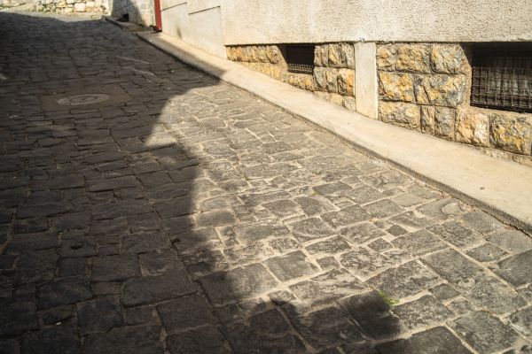 Stone Sidewalk Repair in Frankfort